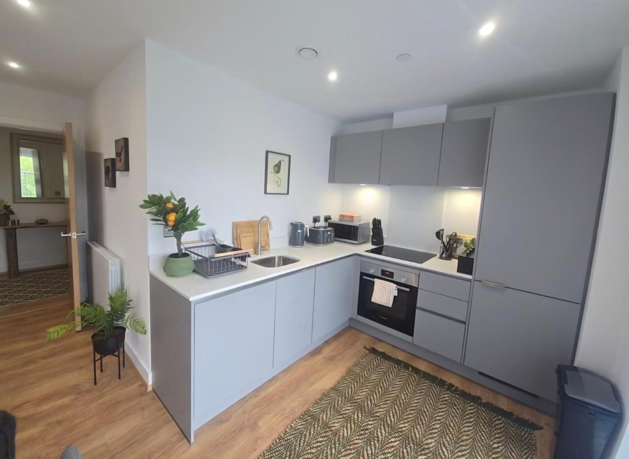 Snuggle Inn - Riverside Apartments - Views Over Looking London River Thames, Close To O2 Arena, London Excel, London City Airport, Thames Clipper- River Boat Service, Woolwich Ferry, Onsite Parking, Twin Room Option Available エクステリア 写真